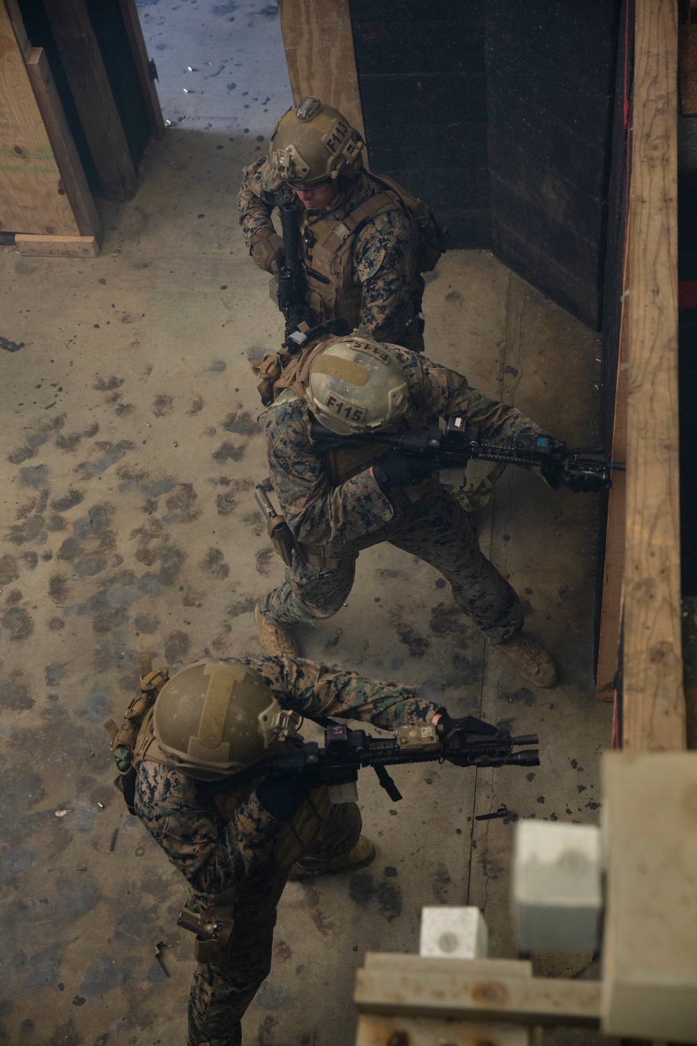 Reconnaissance Marines conduct CQT training