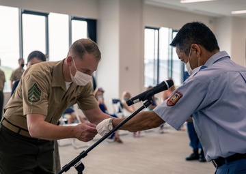 MCAS Iwakuni's Staff Sgt. York recieves a letter of appreciation from the city