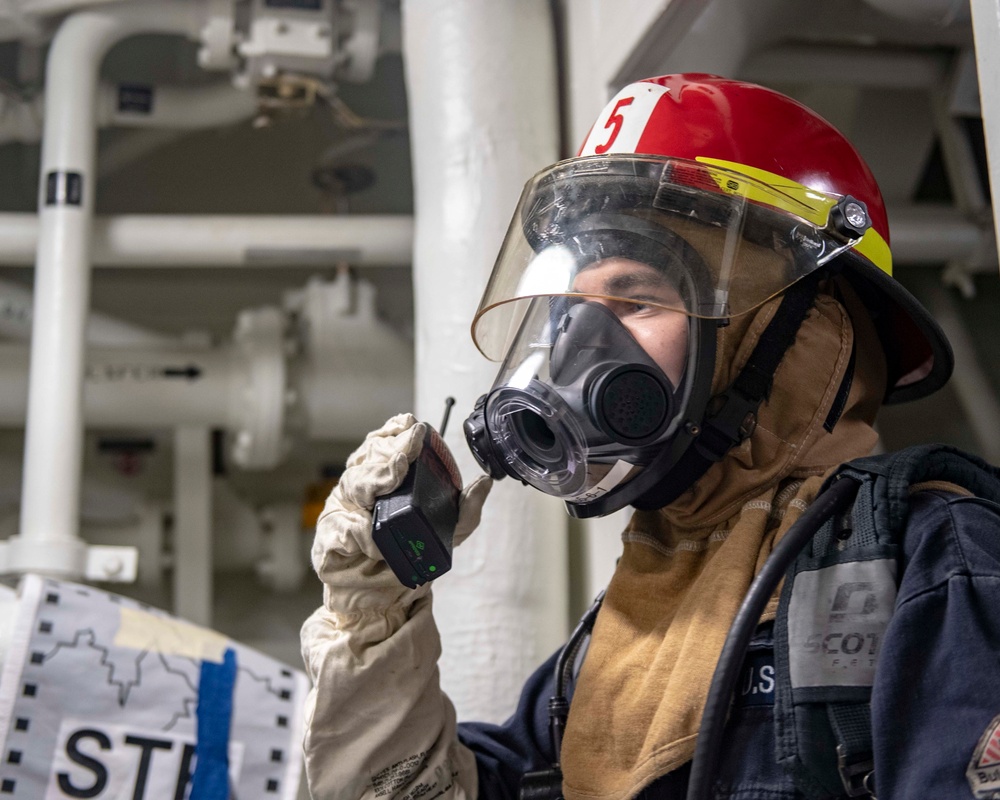 USS Mustin Conducts Damage Control Drill