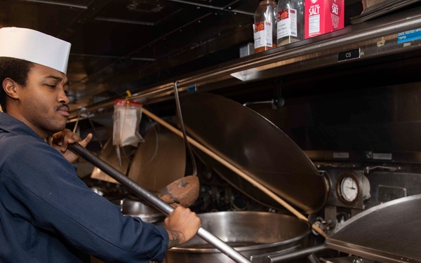 USS Bataan (LHD 5) Galley