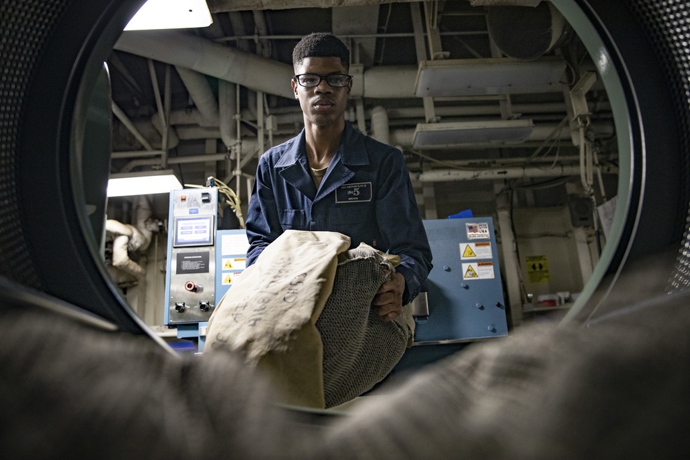 USS Bataan (LHD 5) Laundry