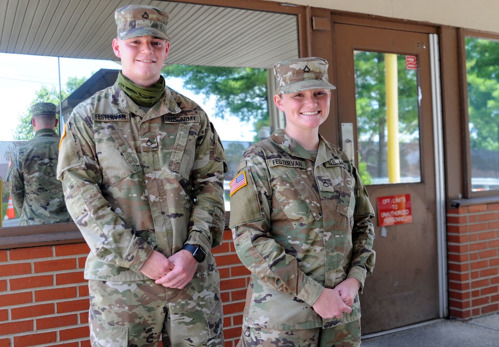 Medic twins help in COVID fight