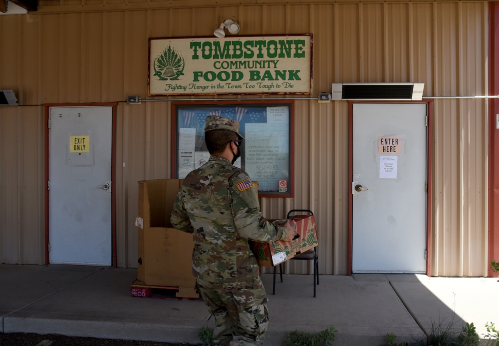 Arizona National Guard packages and delivers produce for Tombstone residents