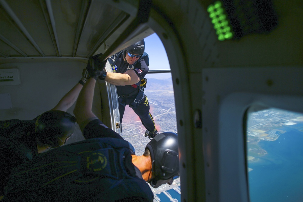 Navy Parachute Team prepares for Independence Day jump