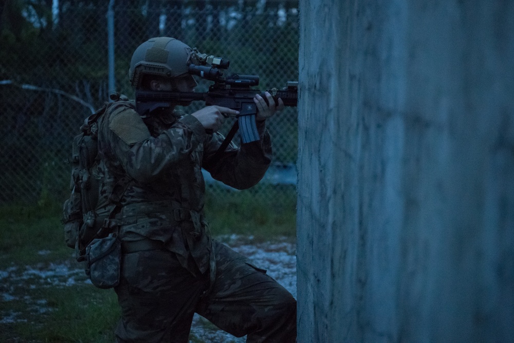 Special Tactics Airmen integrate combat capabilities during Commando Crucible