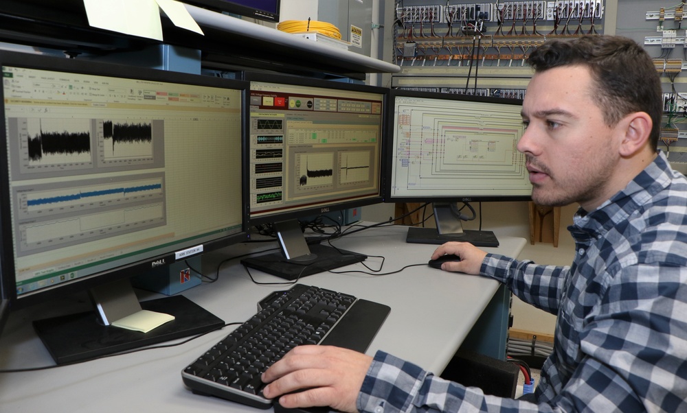 C5ISR Center test power generation equipment