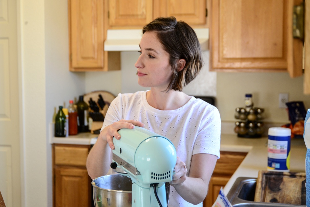 KAFB Spouses &quot;Make Cake Not Hate&quot;