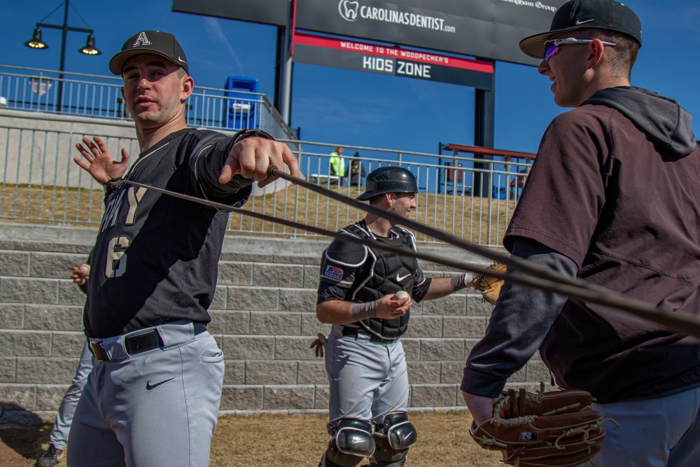 Army Black Knights Play at Inaugural Armed Forces Invitational