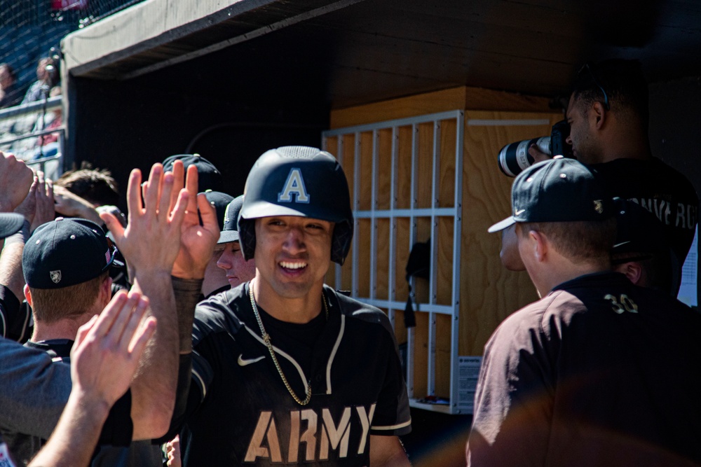 Army Black Knights Play at Inaugural Armed Forces Invitational