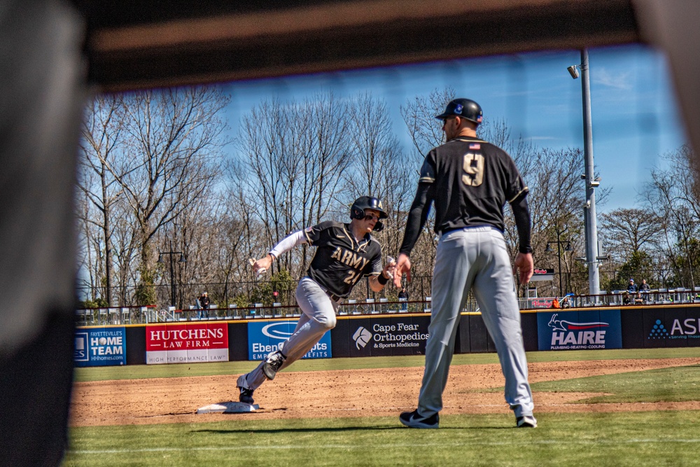 Army Black Knights Play at Inaugural Armed Forces Invitational