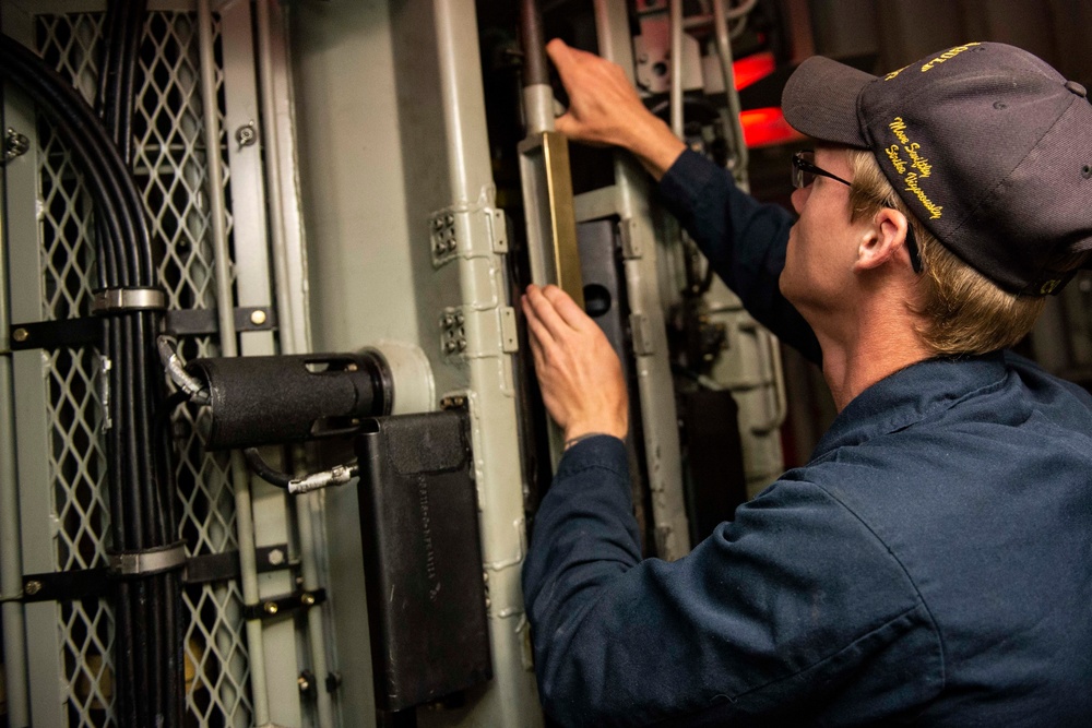 Vella Gulf Conducts Operations in the Arabian Gulf