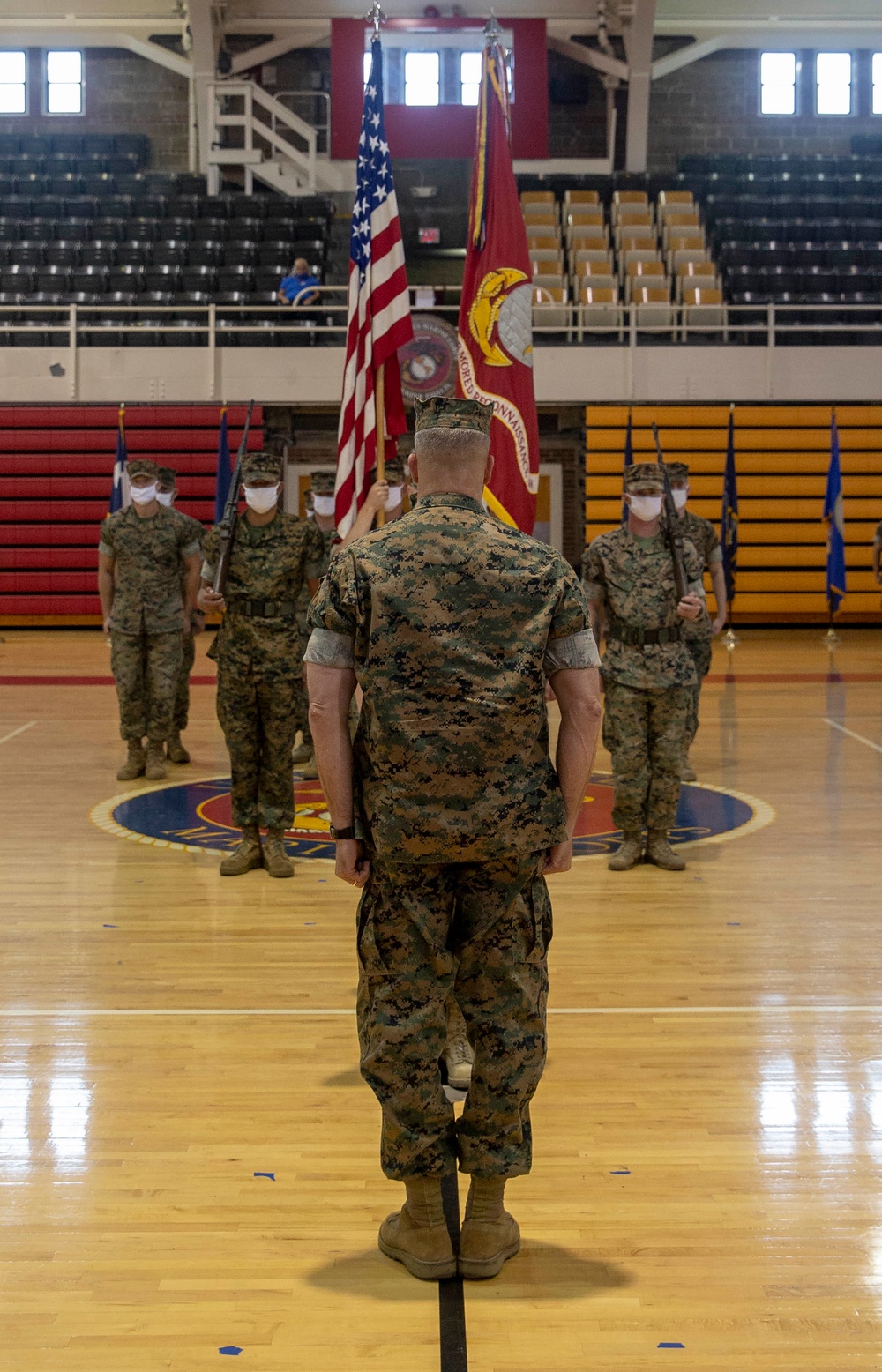 2D LAR Change of Command