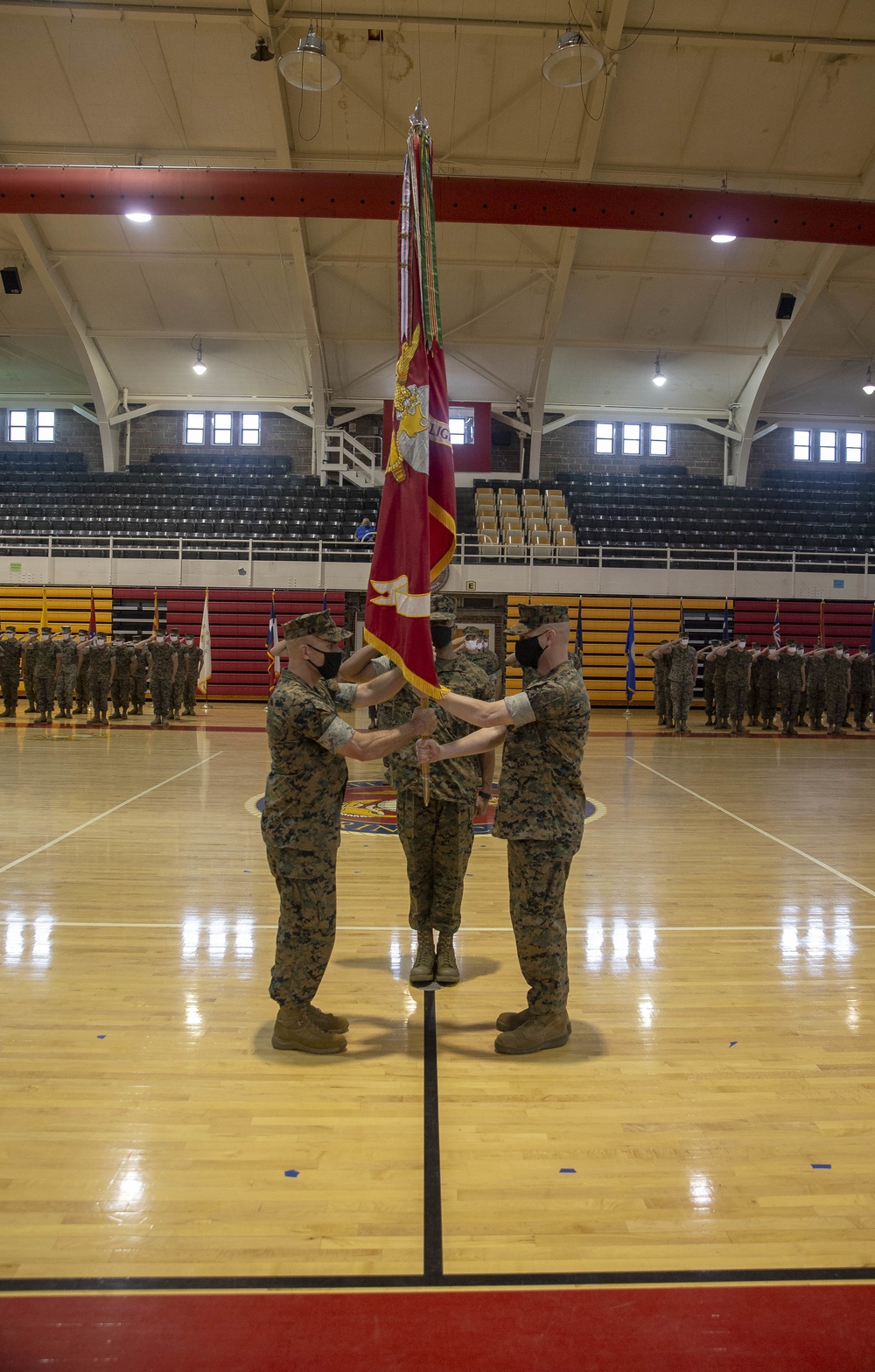 2D LAR Change of Command