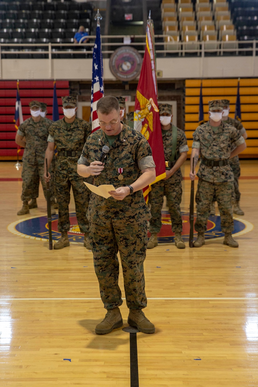 2D LAR Change of Command