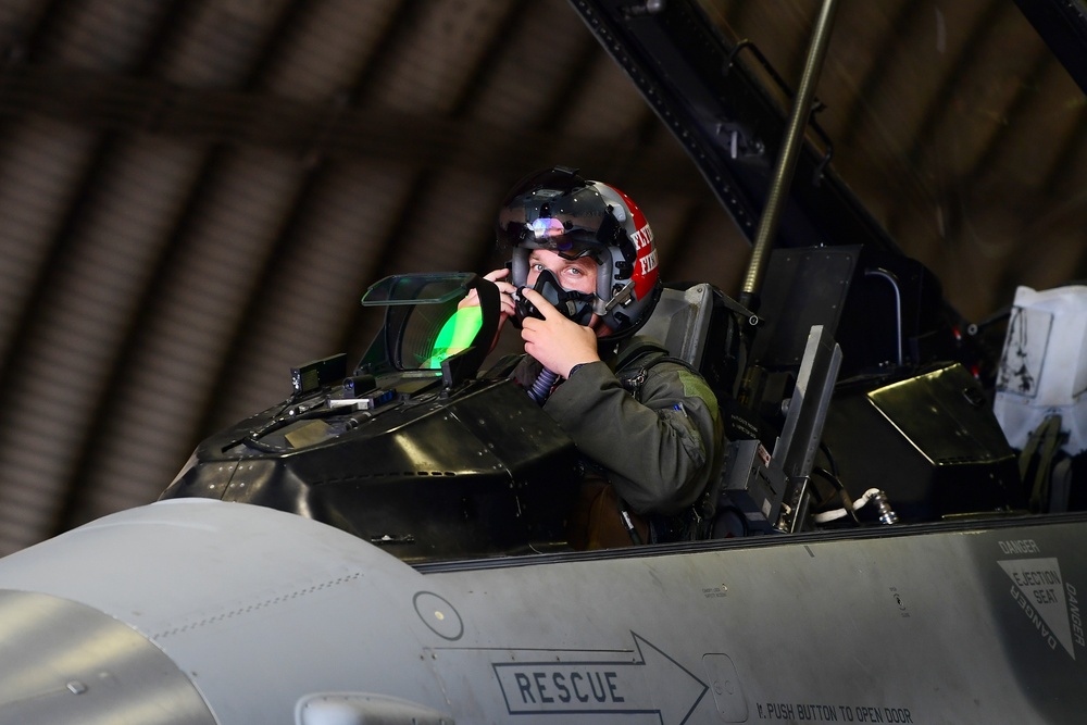 F-16