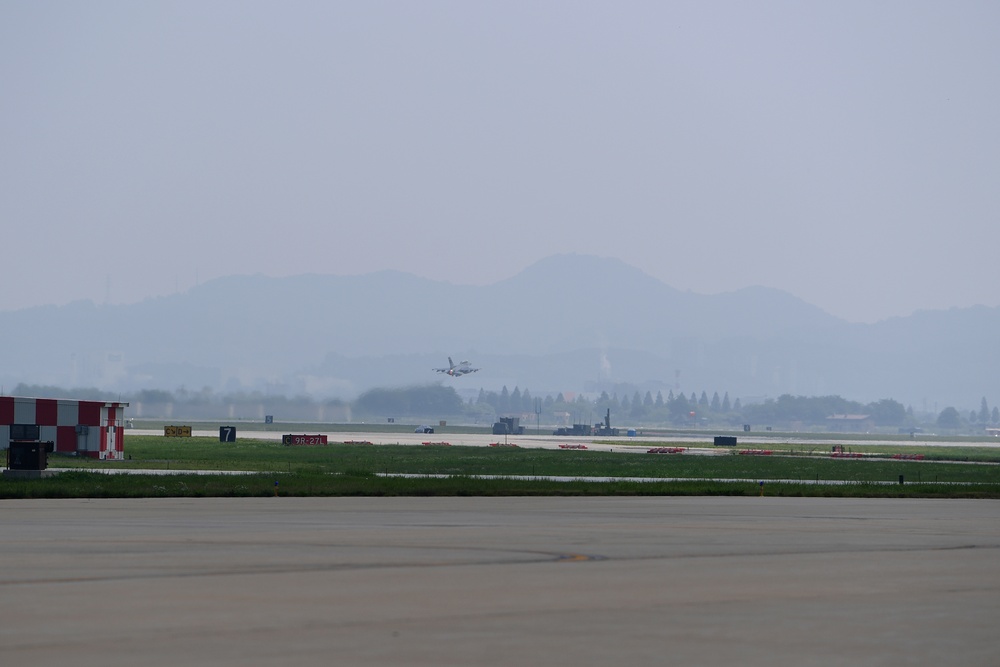 F-16