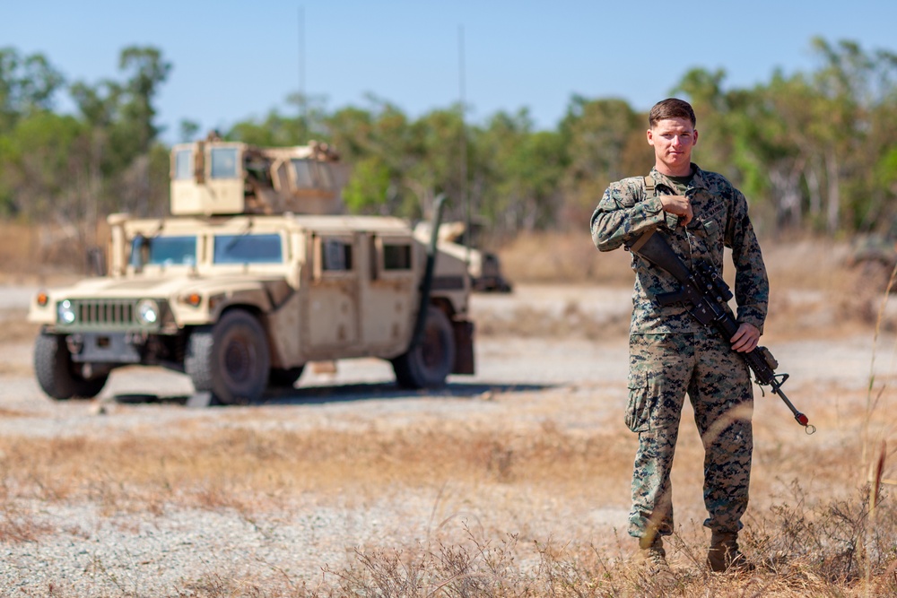 Motor transport Marines conduct field convoy training