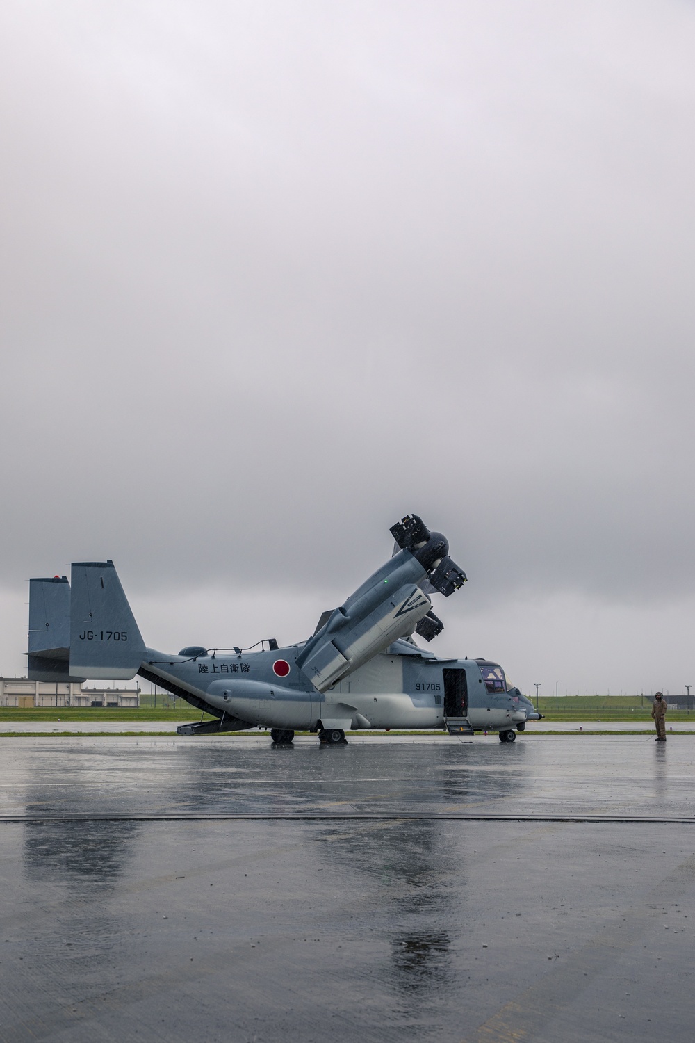 V-22 Departs MCAS Iwakuni