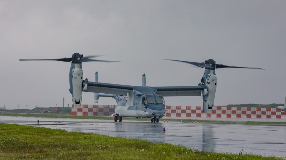 V-22 Departs MCAS Iwakuni