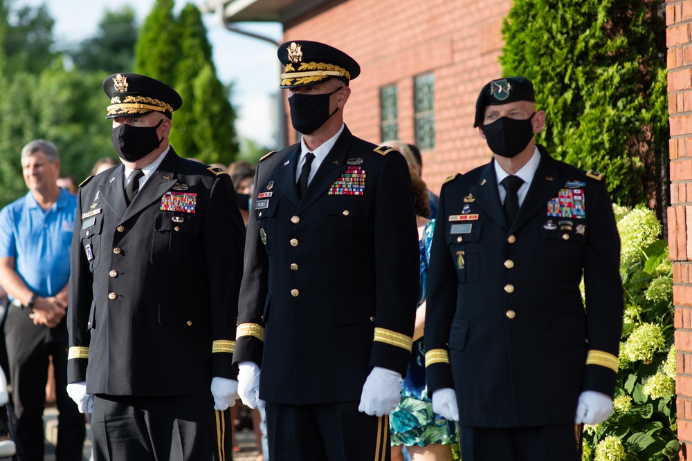 Country Singer Charlie Daniels Receives Military Honors From Tennessee National Guard