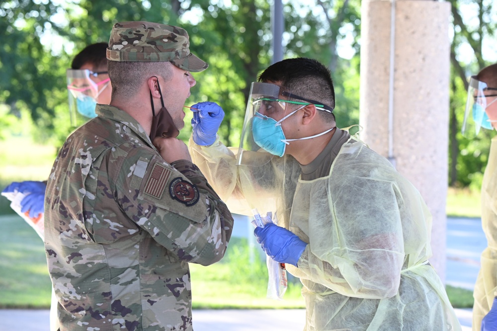 119th Wing members take voluntary COVID-19 tests administered by N.D. National Guard