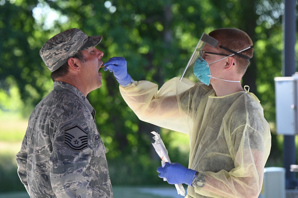 119th Wing members take voluntary COVID-19 tests administered by N.D. National Guard