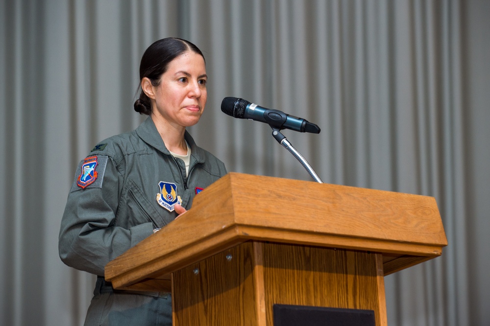 Test Pilot School welcomes first female, flight test engineer commandant