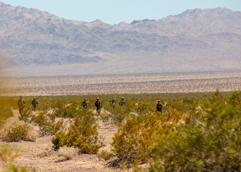 15th MEU Marines conduct TRAP training