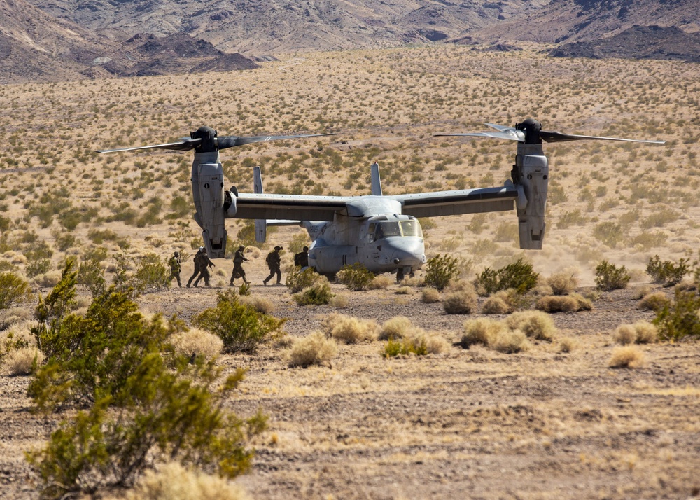 15th MEU Marines conduct TRAP training