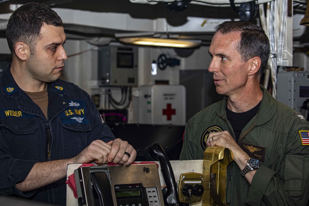 prospective PHIBRON 8 Commander tours the USS New York (LPD 21)