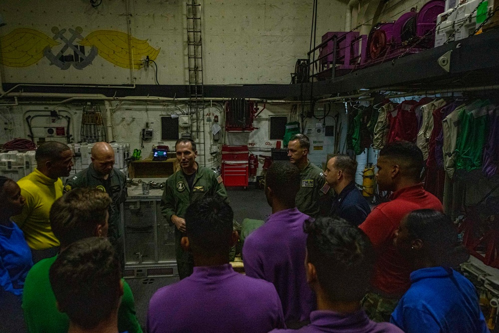 prospective PHIBRON 8 Commander tours the USS New York (LPD 21)