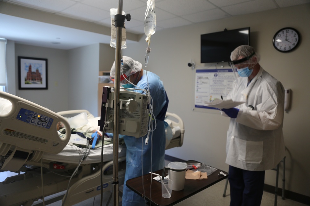Medical Soldiers Support San Antonio, Texas Local Hospitals