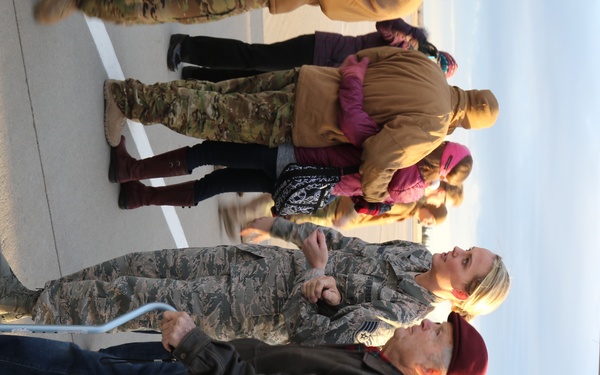 Wyomig Air Guardsmen come home.