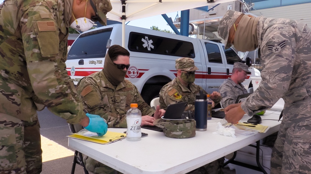 Texas Citizen Airman supports COVID-19 testing in El Paso, Texas