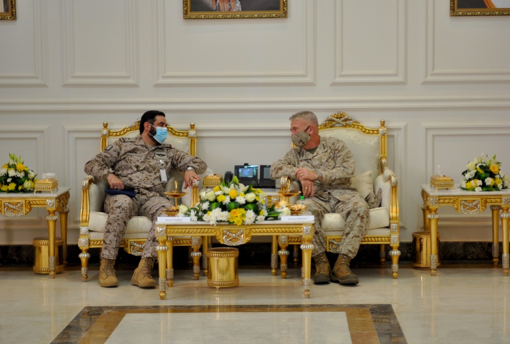 U.S. CENTCOM Commander visits Prince Sultan Air Base