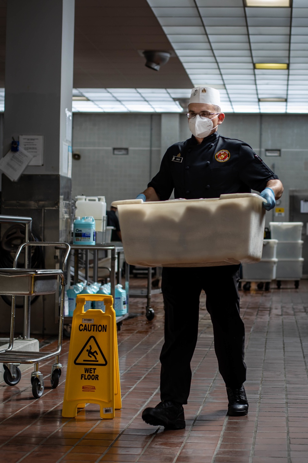 MCIPAC Food Service Specialists prepare thousands of meals for ROM Marines