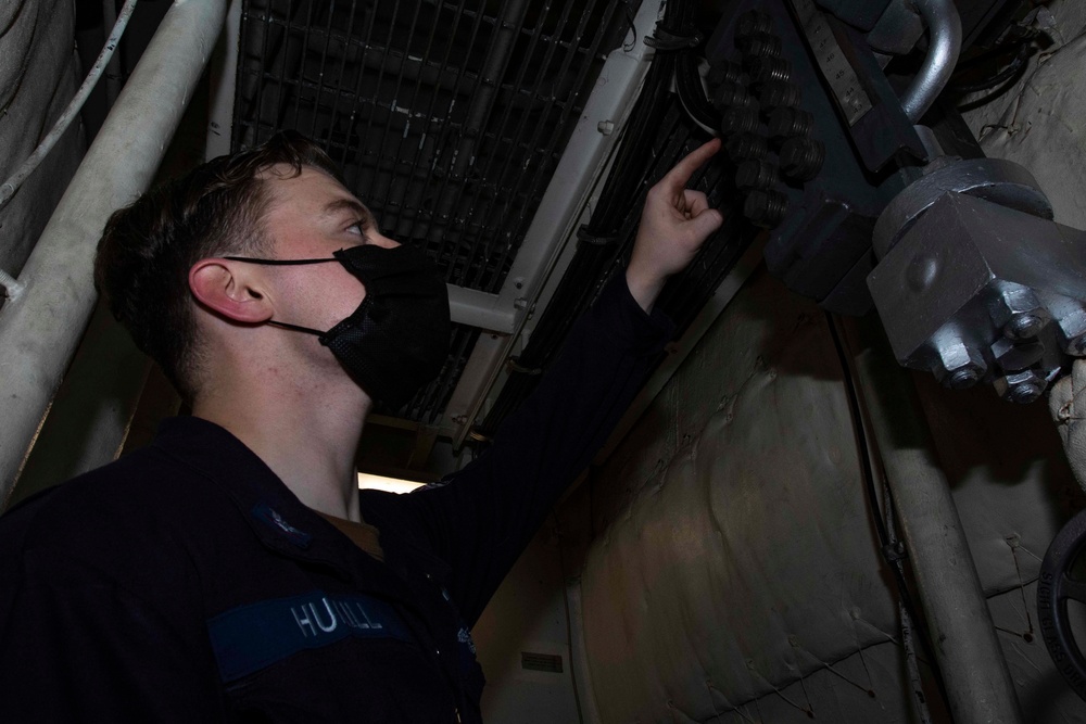 USS Ronald Reagan (CVN 76) Sailors Maintain Steam and Heat