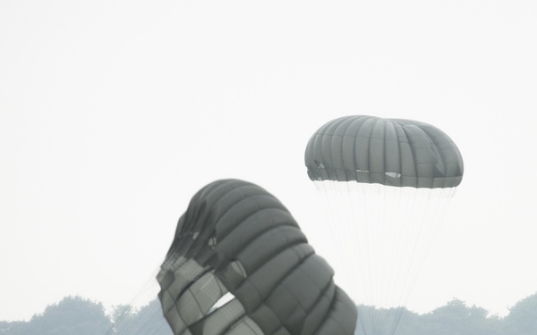 NSW practice jumps near RAF Mildenhall
