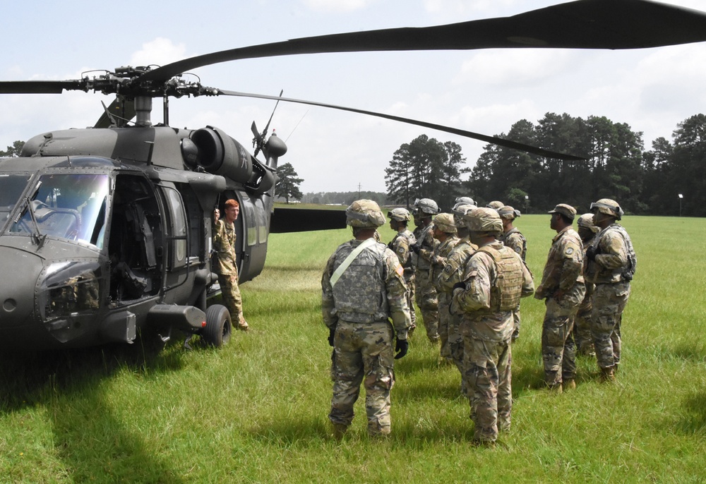 Soldiers apply skills to sling load operations