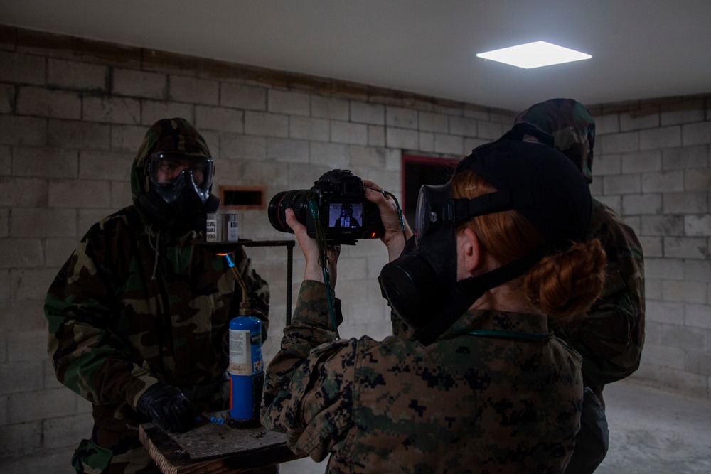 15th MEU Marines Get Gassed