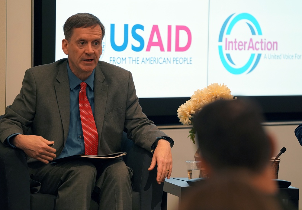 AAID Mark Green holds a conference on NGO assessment and authorization