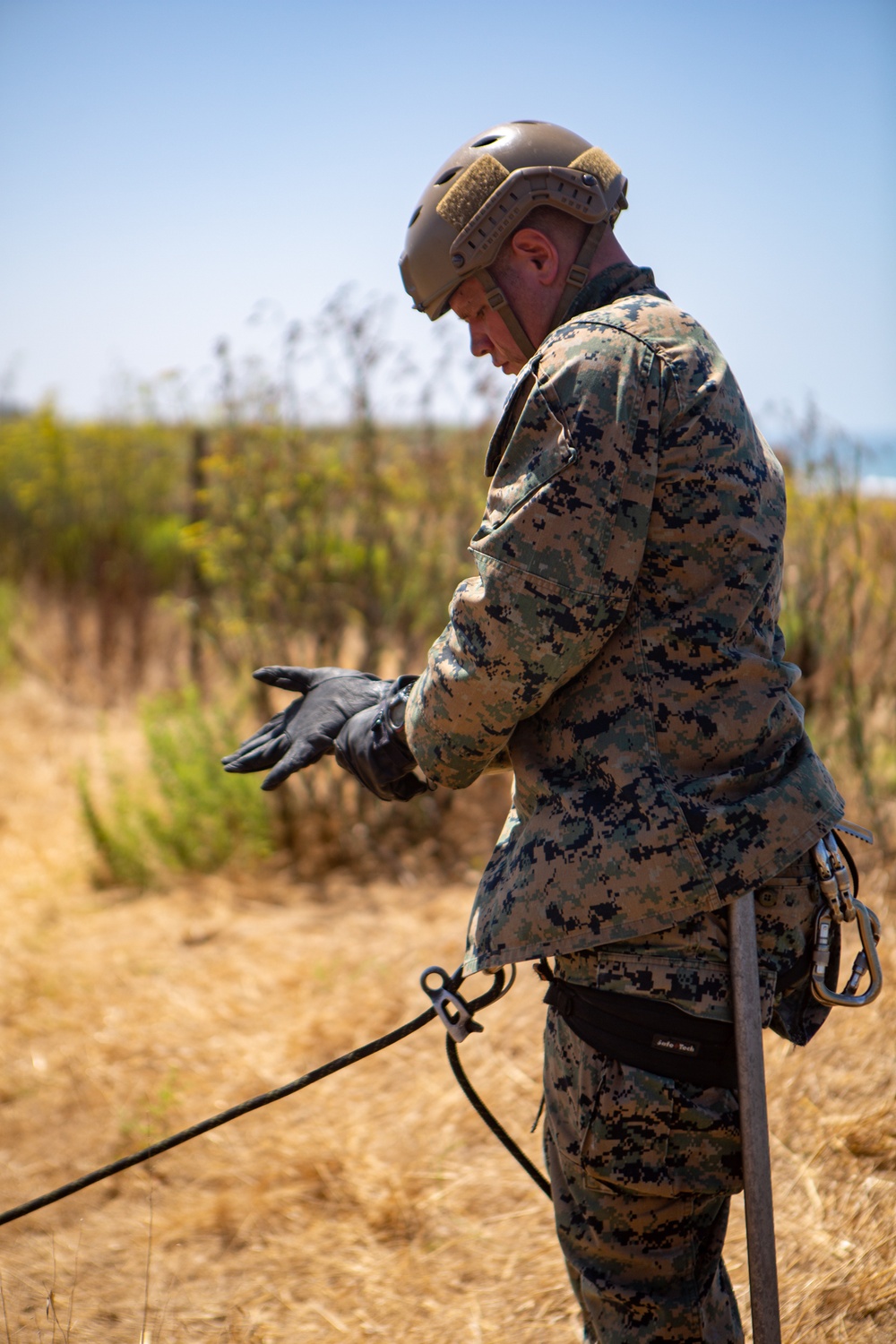 15th MEU’s small boat raid specialists take on rugged terrain