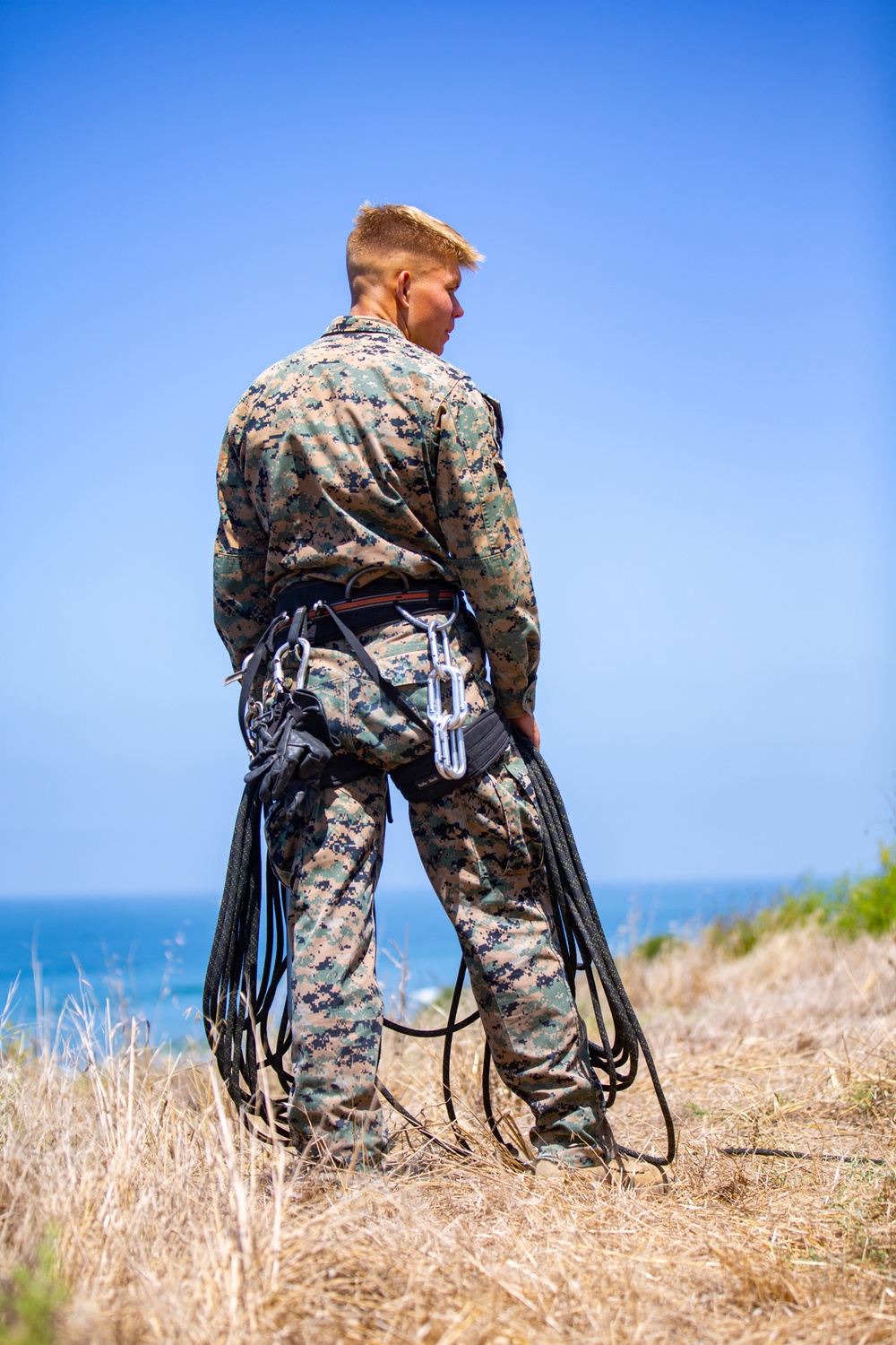 15th MEU’s small boat raid specialists take on rugged terrain