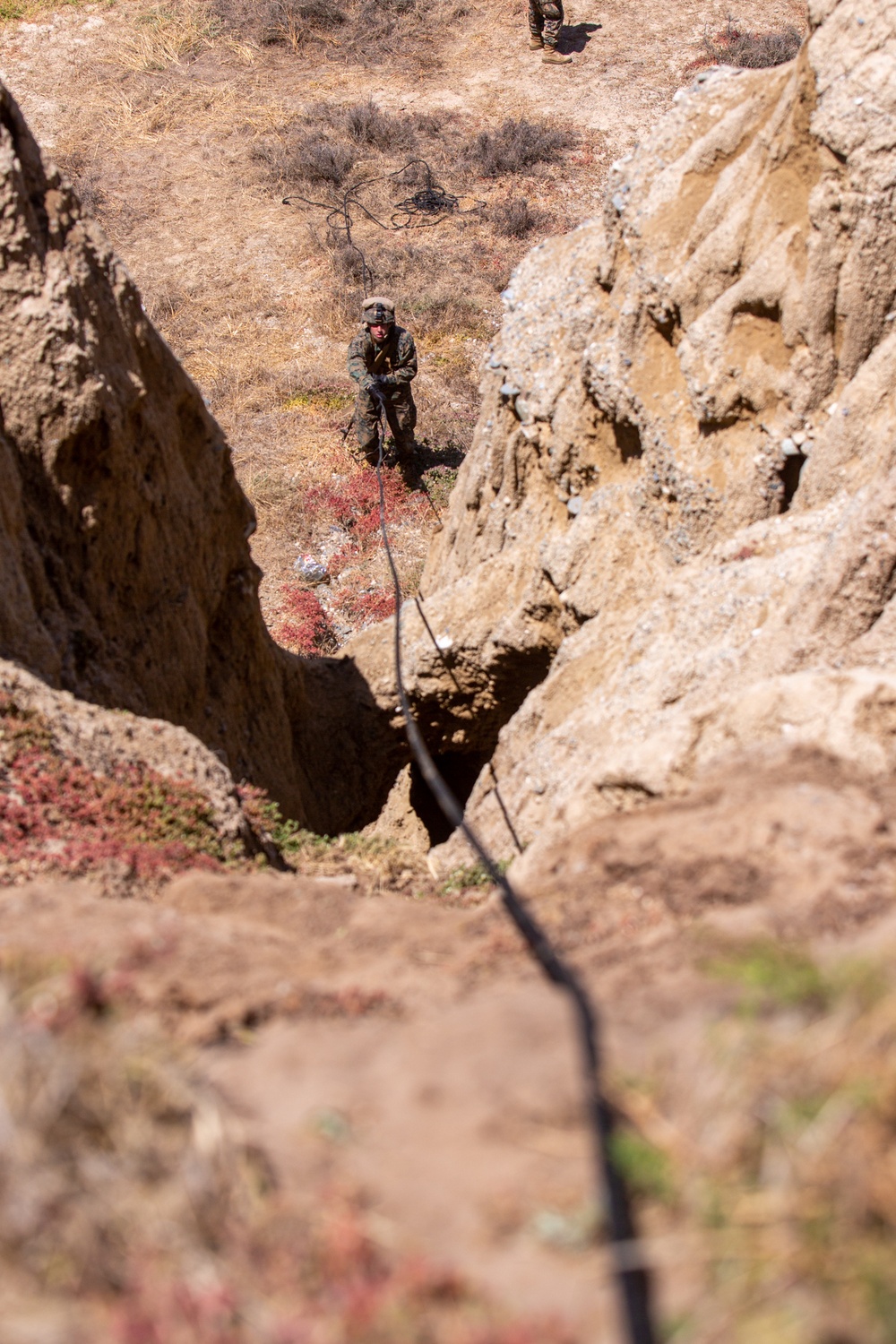 15th MEU’s small boat raid specialists take on rugged terrain