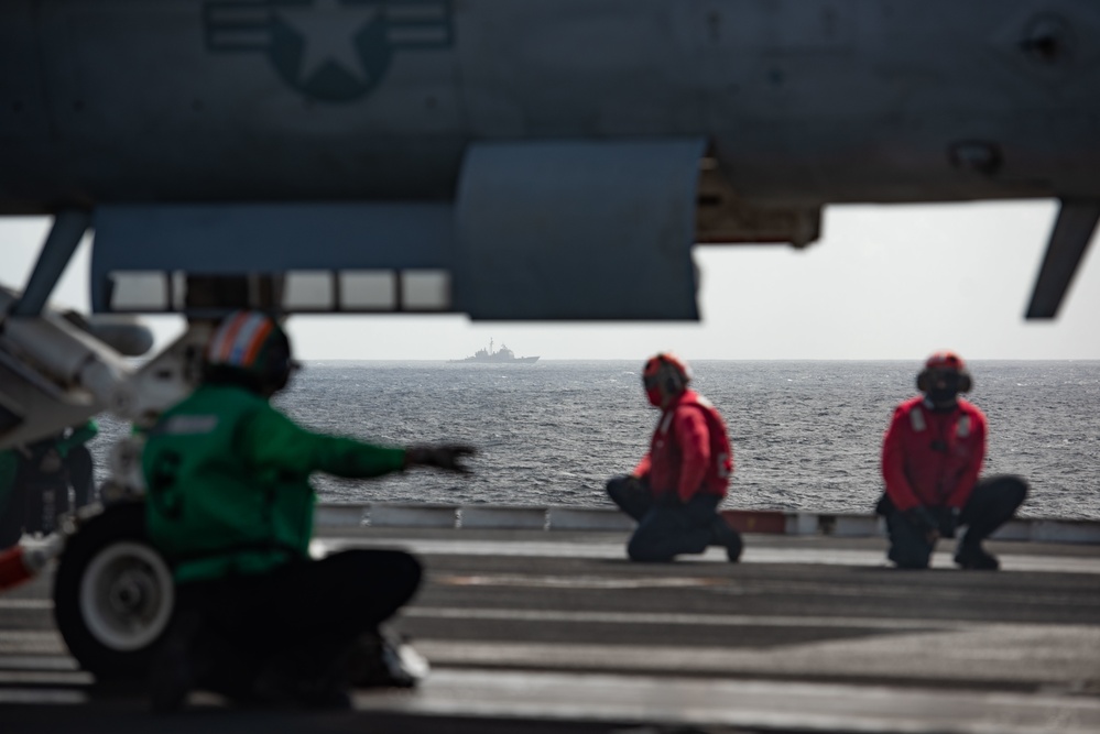 USS Ronald Reagan (CVN 76) Flight Operations