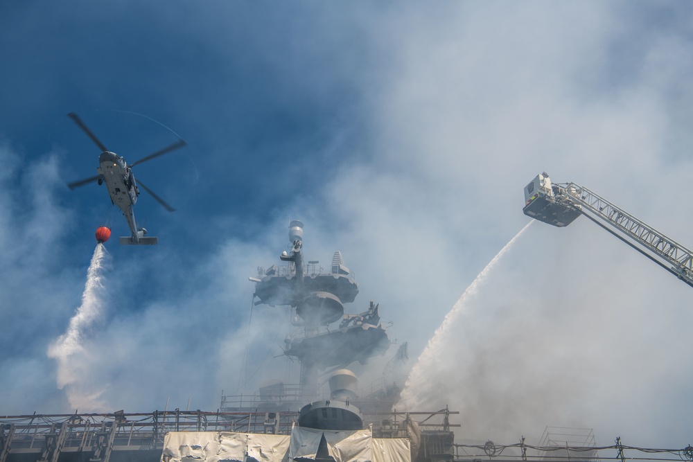 USS Bonhomme Richard (LHD 6) Fire