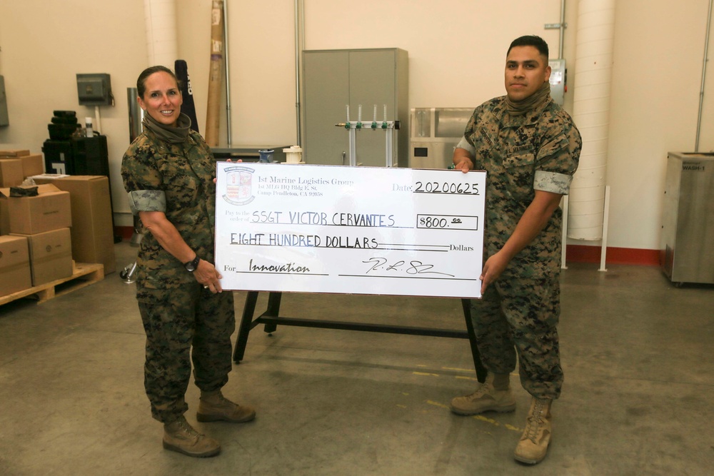 1st Marine Logistics Group Marine Wins Innovation Award