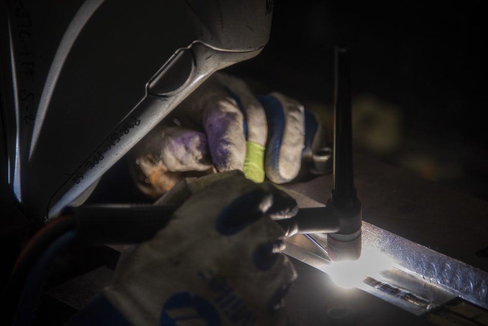 AIMD Sailor Welds Aluminum