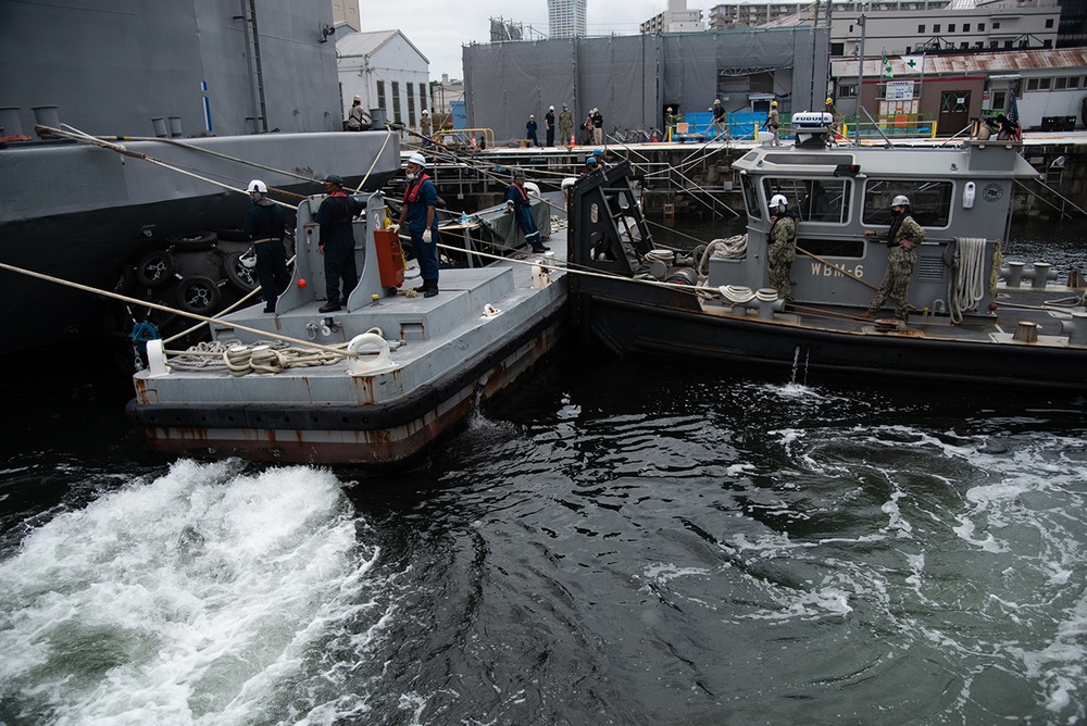 FLEET ACTIVITIES YOKOSUKA DRY DOCK EVOLUTION