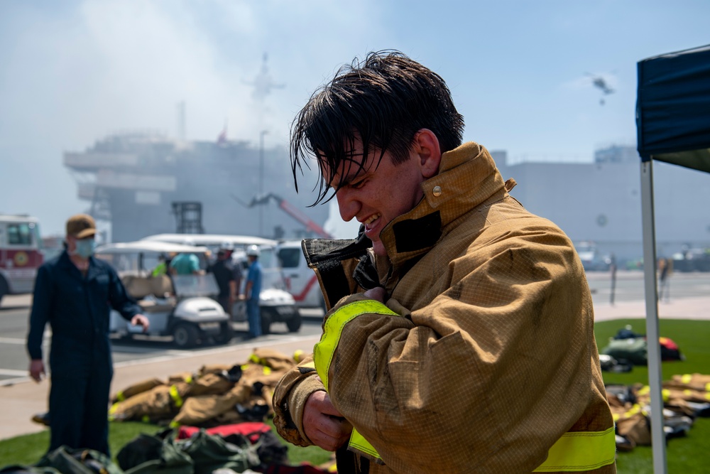 USS Bonhomme Richard (LHD 6) Fire